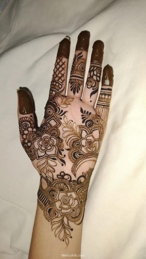  Mehndi Design simple