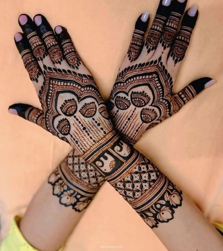 mehndi design for hands