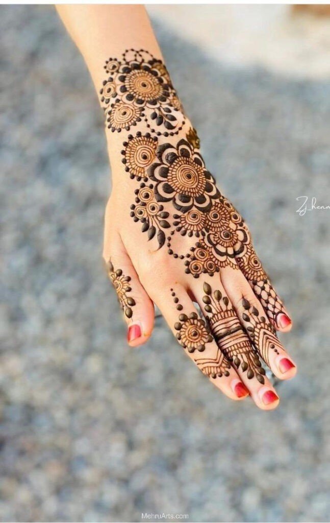 Easy Mehndi Designs for Hands