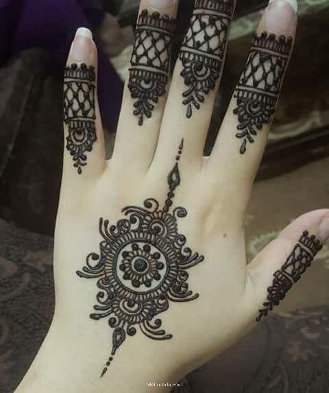 Easy Mehndi Designs for Hands