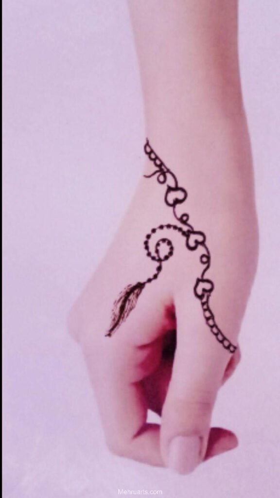 Simple mehndi designs for back hands