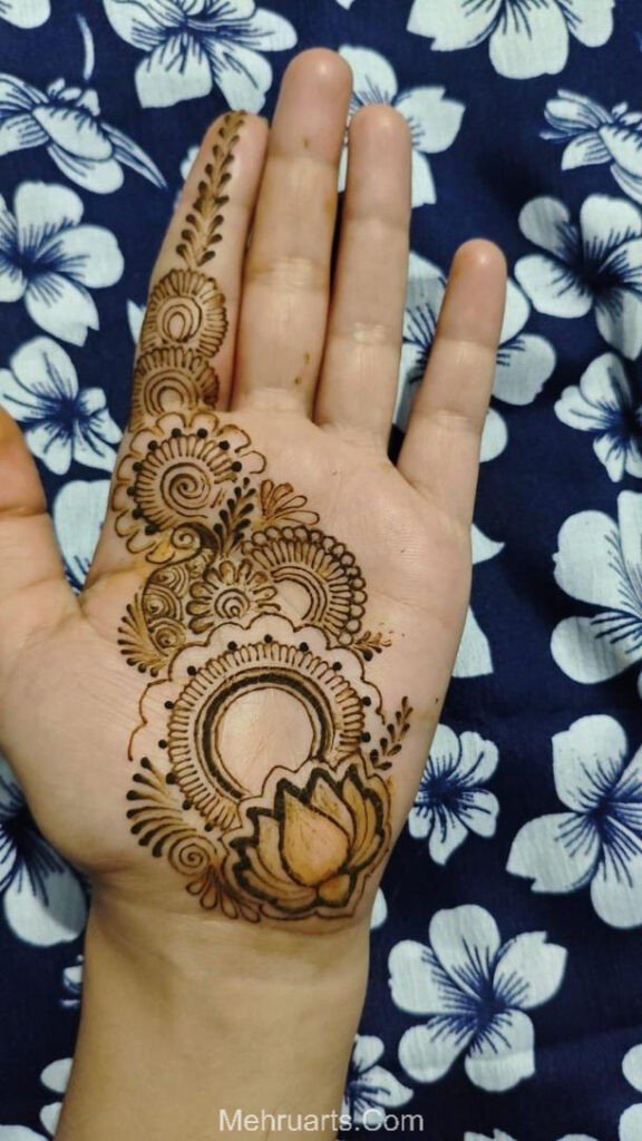 Front hand simple Mehndi design