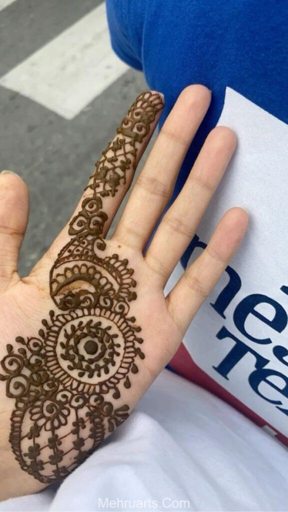 Front hand simple Mehndi design