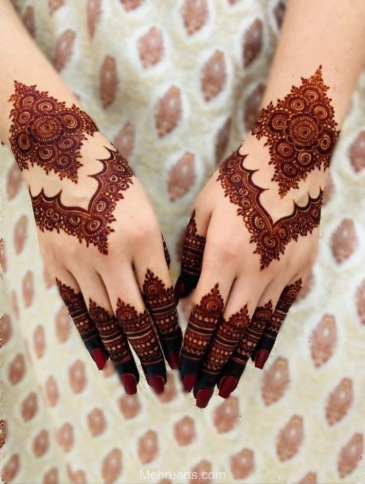Stylish back hand mehndi designs Stylish back hand mehndi designs