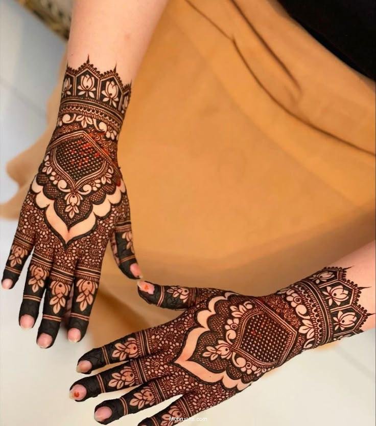 stylsih back hand mehndi designs stylsih back hand mehndi designs
