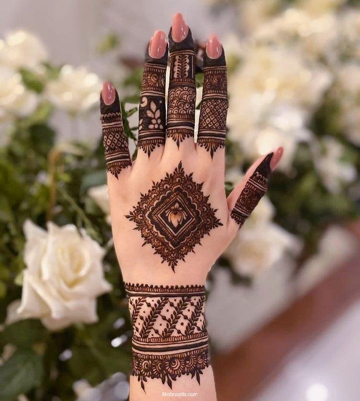 stylsih back hand mehndi designs stylsih back hand mehndi designs