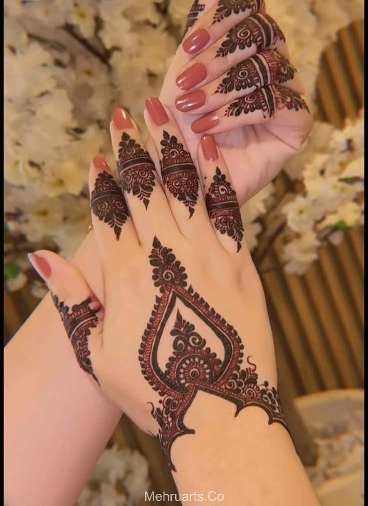 stylish back hand mehndi designs stylish back hand mehndi designs