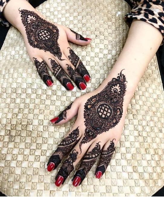 stylsih back hand mehndi designs stylsih back hand mehndi designs