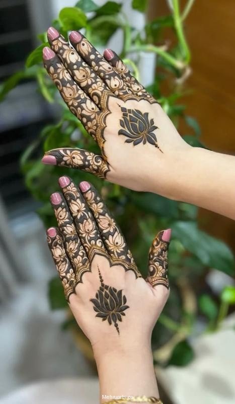 stylish back hand mehndi designs stylish back hand mehndi designs