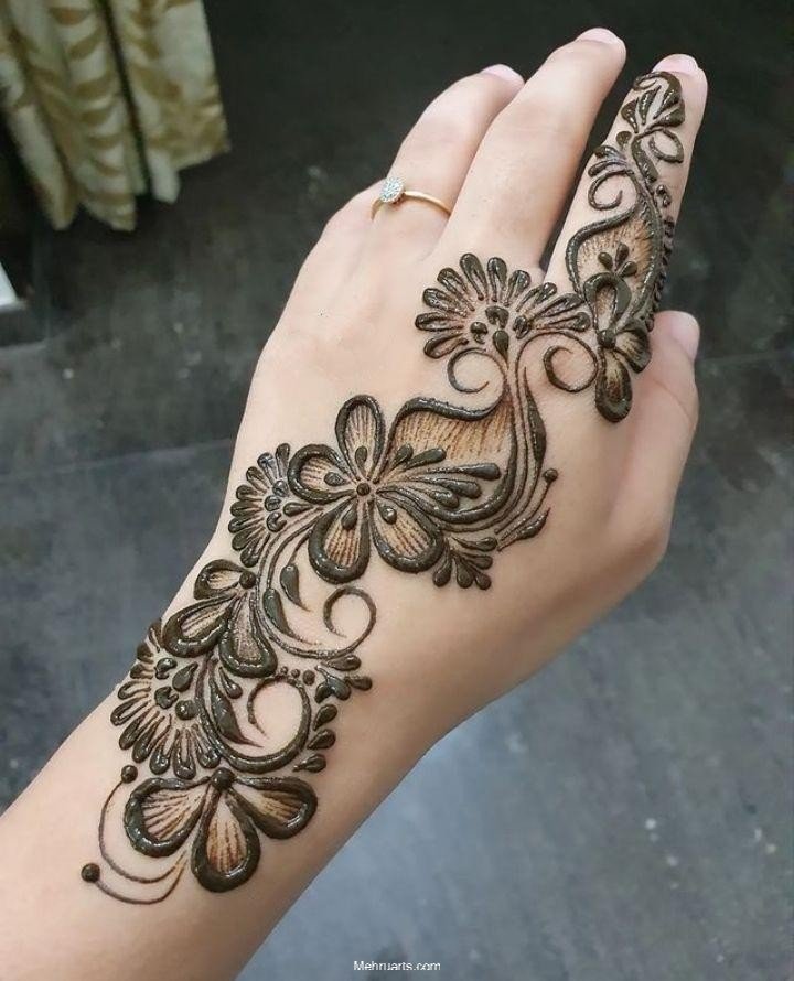 Arabic Pakistani mehndi design