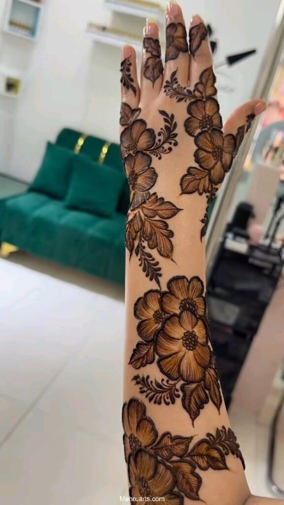 Arabic mehndi design