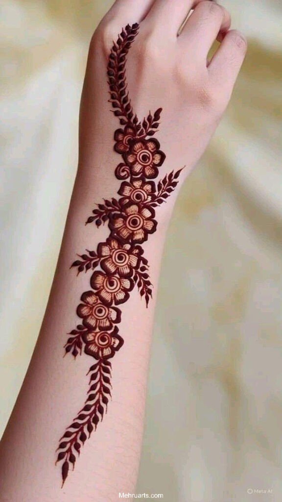 Simple Arabic Mehndi design