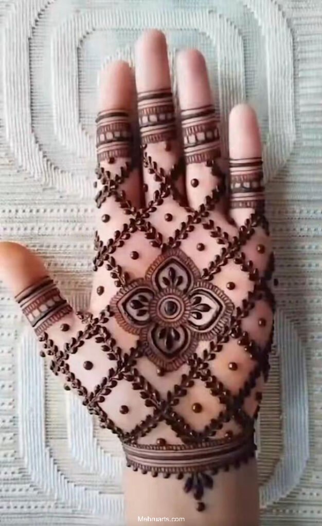 Simple Arabic Mehndi design