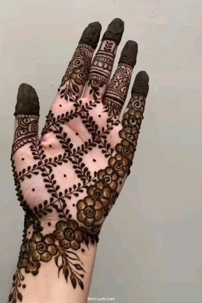 Simple Arabic Mehndi design