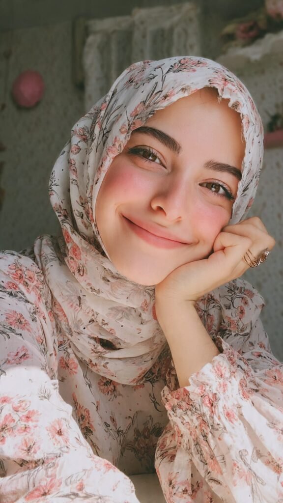 whatsapp dp images of cute stylish girls
